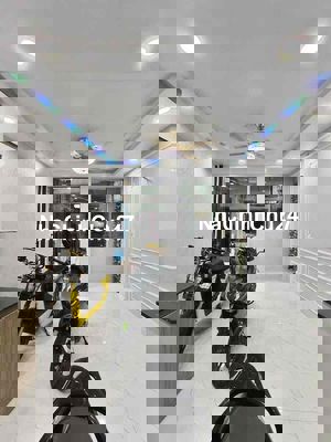 CHỦ GAP BAN NHA CMT8 Q3 - GIA CHÀO RẺ HƠN BANK ĐG