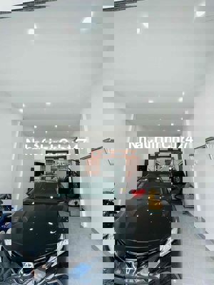 Bán nhà 1 trệt 1 lầu P. Phú Hoà đối diện Chung cư Happy One Central