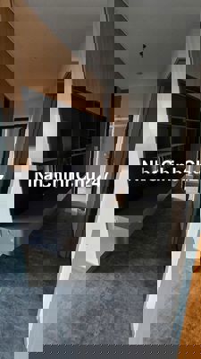 Chính chủ cần bán gấp căn hộ 2PN 2WC đã có sổ giá 2,9 tỷ