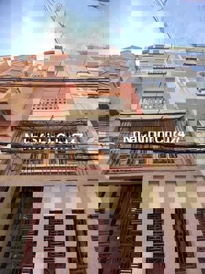 bán nhà Phan xích long, 5 tầng, ngang 6m chính chủ, hẻm 4m, chi 6ty9