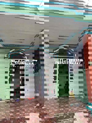 Bán nhà 106m2 thổ cư,đi bộ 200mét ra tới chợ chiều xã tân thạnh đông