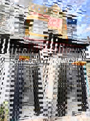 Nhà Hóc Môn 56m2 ngộp 1ty390 sổ riêng 4x14 chính chủ có TL