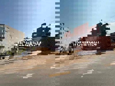 Đất Củ Chi 125m2 810 triệu 5x25 chính chủ sổ riêng bán gấp có TL