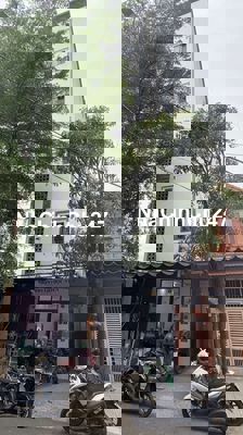 Nhà 6 Tầng 21 phòng căn hộ dịch vụ, dòng tiền 65tr/tháng