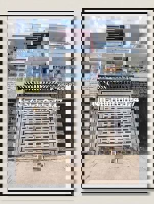 Nhà 3Tầng DT:61,8m2,vuông vức.HXH cách đường Phạm Văn Đồng chỉ 200m