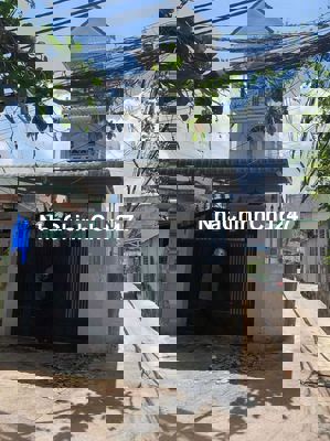 Nhà 4x21m. 2 lầu, Gia: 4,2 tỷ, hẽm 590/ Nguyễn Văn Tạo, huyện Nhà Bè.