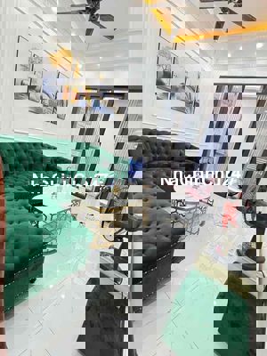 Bán nhà Phố Phú Đô 39m, ngõ thông ô tô đỗ cửa, phố kd sầm uất