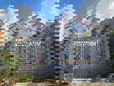 Bán nhà đường Hoàng Quốc Việt giá 4 tỷ 4