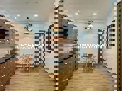 2PN 1WC ở 4ng4xe 55m2 Thang Máy - Hầm Xe - Bảo Vệ Tân Định Quận 1