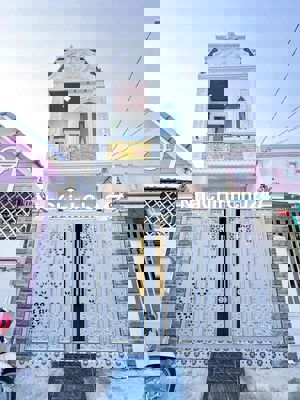 Nhà lầu moi đẹp Hoàn công 4 phòng ngủ lộ oto hẻm lt 1-2 cạnh khu Đai N