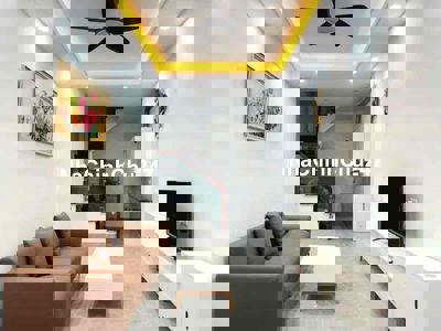 NHÀ 5 TẦNG PHỐ HỒ TÙNG MẬU , 35m , 5Tầng , NGÕ NÔNG RỘNG