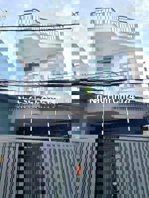 Nhà 1/ cách mặt tiền đường số 8 chỉ 30m. dt 65m2. trệt lầu. nhà mới