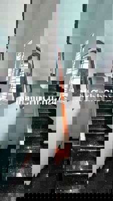 nhà hẻm xe hơi đường lê văn quới Dt 8x20 đúc 3 tấm nhà xây kiên cố