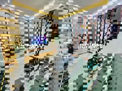 NHÀ 4T, 40M -GIÁ CHỈ 3,3 TỶ Ô TÔ SÁT NHÀ - NGAY GẦN VÀNH ĐAI 4