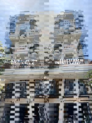 CẦN BÁN NHÀ MẶT PHỐ ĐÀM QUANH TRUNG CỔ LINH LONG BIÊN HÀ NỘI.