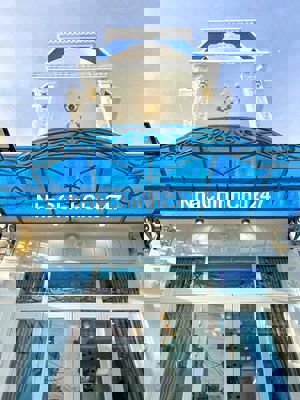 BÁN NHÀ TRỆT LẦU MỚI XÂY DỰNG HẺM TỔ 11 SAU LƯNG ĐA KHOA TRUNG ƯƠNG ,