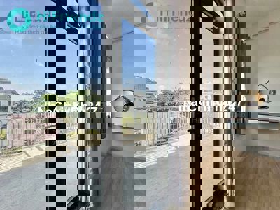 Căn mới xây có ban công to hơn cái nhà ở Lakeview City