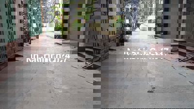 Bán Nhà riêng- phân lô- Đường Láng- Đống Đa- 5 tầng-ô tô đỗ cửa-5.6 tỷ