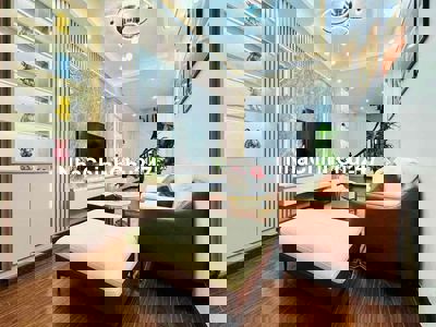 Cực căng! Nhà Hào Nam, lô góc, ngõ 3 gác nông ,KD, full nội thất, 35m2