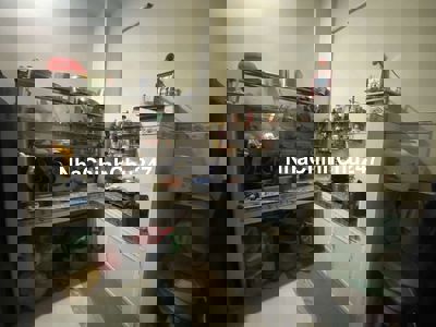 Nhà 3 tầng ,dt: 55,5m2 . 4PN,4WC.Ngô Chí Quốc, Bình Chiểu, TP Thủ Đức