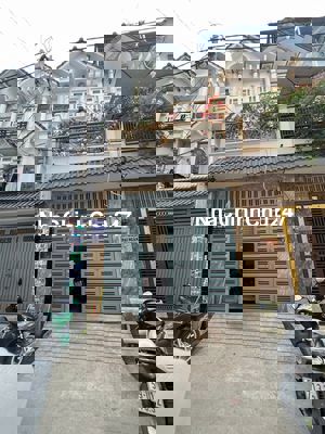 Nhà Sổ hồng riêng chính chủ DTS 175m2 , Nhà mới ở ngay NH 85% Lãi 5%