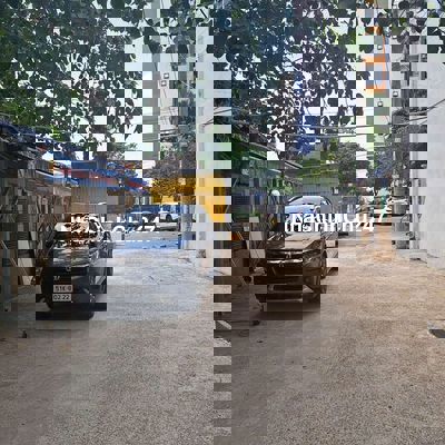 Nhà Nam Hòa-Thủy Lợi, 2Pn-2Wc, oto để trước nhà. Có ban công