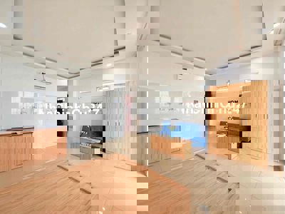 CHÍNH CHỦ STUDIO BANCOL DIỆN TÍCH SIÊU RỘNG, THOÁNG NGAY CV LÀNG HOA