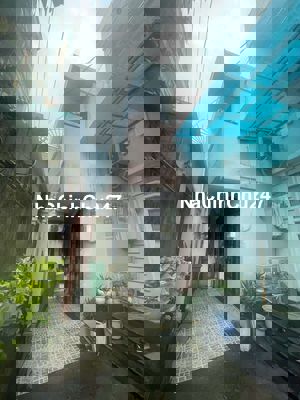 Bán nhà nở hậu PHƯỚC LONG B QUẬN 9 CŨ