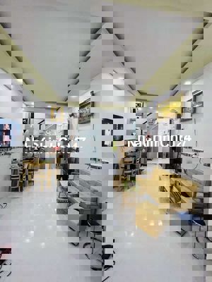 Bán Nhà Đẹp Full Nội Thất Cao Cấp Góc Hẻm Bà Hạt 40m2 chỉ 5.8 tỷ