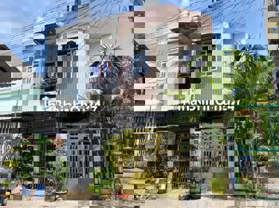 Nhà gần Nhà Thờ Xuân Hiệp. Chợ Linh Xuân. 40m Lầu Trệt. 2ty750