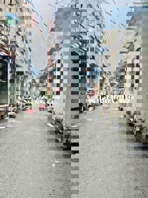 Bán nhà sổ hồng riêng đường 6m nguyên anh thủ q12