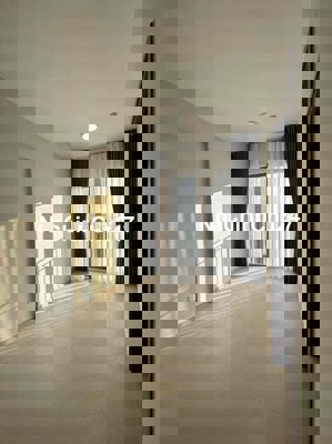 Cần ra gấp giá 2,2 tỷ - nội thất cơ bản - 2pn - sổ hồng riêng