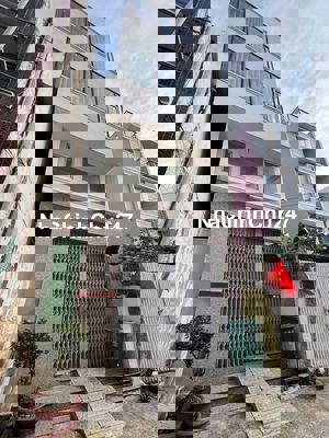 CHDV Đs 27_Gần Gigamall_10phòng_11WC_Kí Chính Chủ