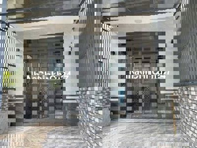 Chủ Ngộp Bán gấp nhà 157m2 Bà Điểm Hóc - Môn 800tr – SHR – ở ngay