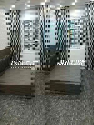 Hàng Hiếm Lạc Long Quân,30m, 5 tằng lô góc, nhà đẹp, chỉ 5,7tỷ