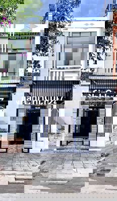 Nhà đẹp đường Thâm Tâm KDT Hoà quý