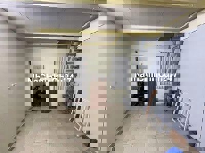 Nhà 1 tầng+ gác xép,dt25m2, riêng chủ, cạnh trường tiểu học Cát Linh