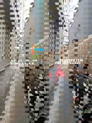 nhà bán vị trí cách mặt tiền 2 căn.sổ hiện hữu