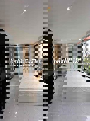 nhà cccc có sân vườn thiết kế nội thất mới luxury tại khu sky garden 1