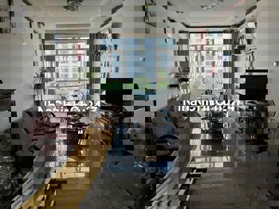 Bán căn 121m view hồ bơi chung cư Hoàng Anh An tiến