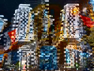 Nhà 2 mt siêu thoáng hẻm xe tải