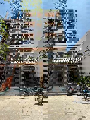 Nhà đối diện Bệnh Viện Q12, DT:4x15M, Lửng, 3Lầu, 4PN, 5VS, Gara ô tô