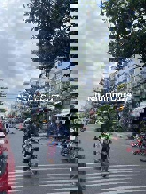 Nhà 5 tầng MT Trung Mỹ Tây 8, có thang máy