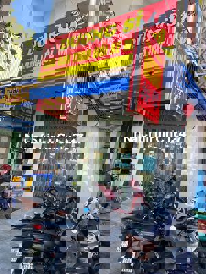 CẦN BÁN NHÀ MẶT TIỀN LÊ VĂN HIẾN