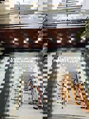 BÁN NHÀ 4.5 Tầng K186/1 ĐỐNG ĐA _ Ngay mặt tiền