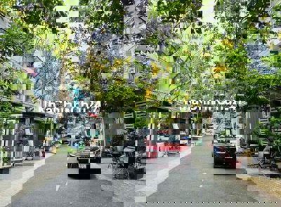 Nhà 100m2, sàn 285m2 gồm 3 lầu sân thượng giá 12.6 tỷ đầu tư siêu tốt