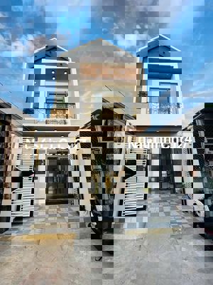 Chủ giảm mạnh 200 triệu bán nhà 2 lầu cuối đường Đồng Khởi