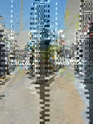 NHÀ TRỆT LẦU MẶT TIỀN TÂN AN, TP DĨ AN, GẦN TRƯỜNG, CHỢ, TT Y TẾ