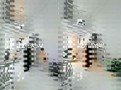 DUPLEX MỚI , FULL NỘI THẤT CAO CẤP CÓ BAN CÔNG SAU LƯNG PHÒNG