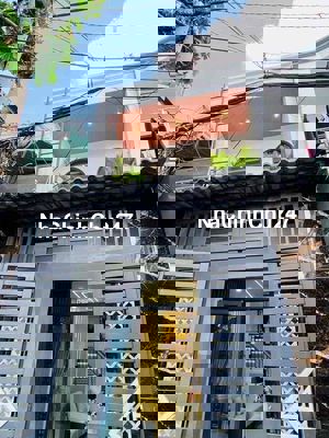 Nhà Phố 3.5m dài 13.5m. 1 Lầu Full Nội Thất Có Phòng Ngủ Dưới Đata